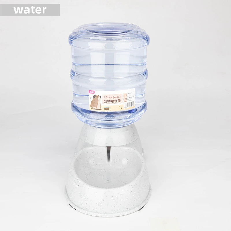 Botella portátil con comedero