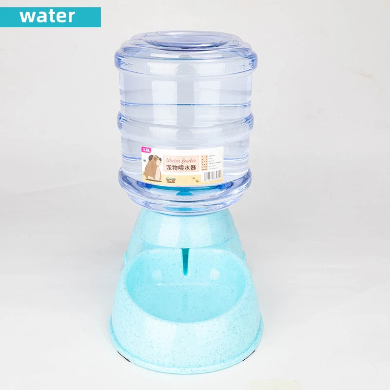 Botella portátil con comedero